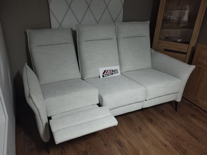 XAVI ZESTAW SOFA I FOTEL Z RELAKSEM | DOSTĘPNY OD RĘKI XAVI ZESTAW SOFA I FOTEL Z RELAKSEM | DOSTĘPNY OD RĘKI