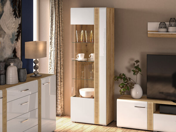 ADAGIO 02 L witryna